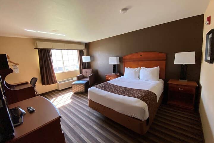 Room 15 of 27